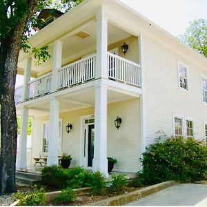 Emigrant'S Inn